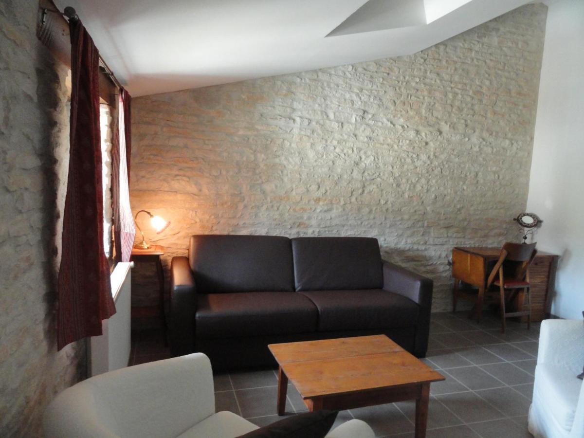 Les Chambres De Blanot Blanot  Luaran gambar