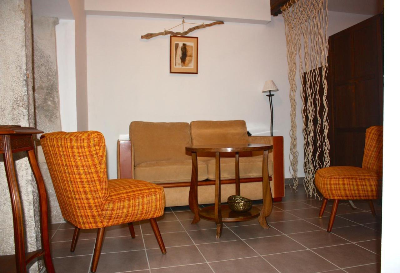 Les Chambres De Blanot Blanot  Luaran gambar